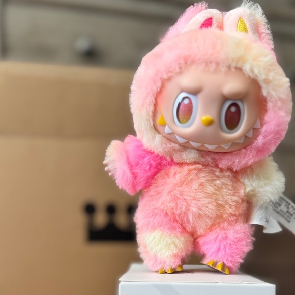 Pop Mart Labubu pink & yellow highlighter Big Into Energy LOYALTY Authentic NIB - Picture 4 of 4